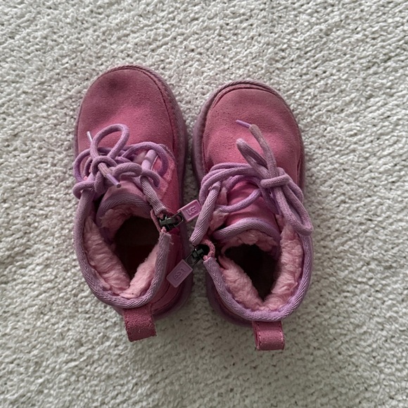 Ugg X Sesame Street Abby Neumel  Pink Toddler Girl Boots with Cartoon Design 10T - Picture 6 of 14